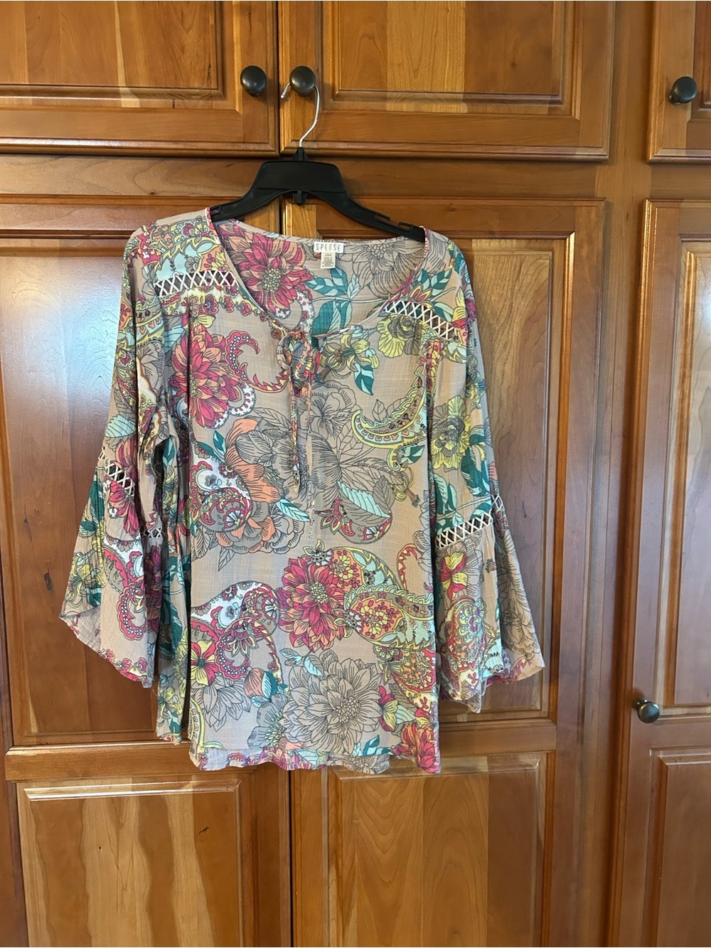 Spense Floral Boho Split-Neck Blouse in Beige, Pink and Teal